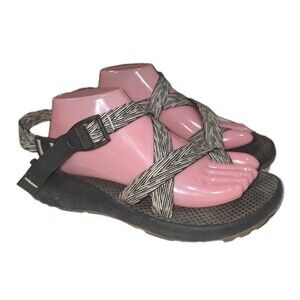 CHACO Z2 Classic Sz 10 Black Hiking Beach Trail Water Boho Strappy Fun Sandals